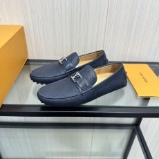 Louis Vuitton Low Shoes